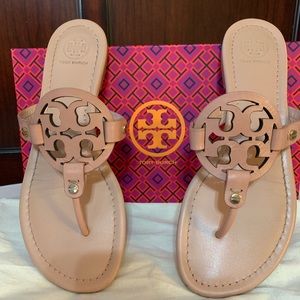 Tory Burch Tan/Nude Sandals Size 8.5